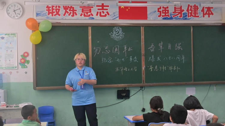 爱国种子在边疆播撒 核军工文化在戈壁传承 ——东华理工大学“普惠乡村”服务队新疆实践纪实_fororder_图片1