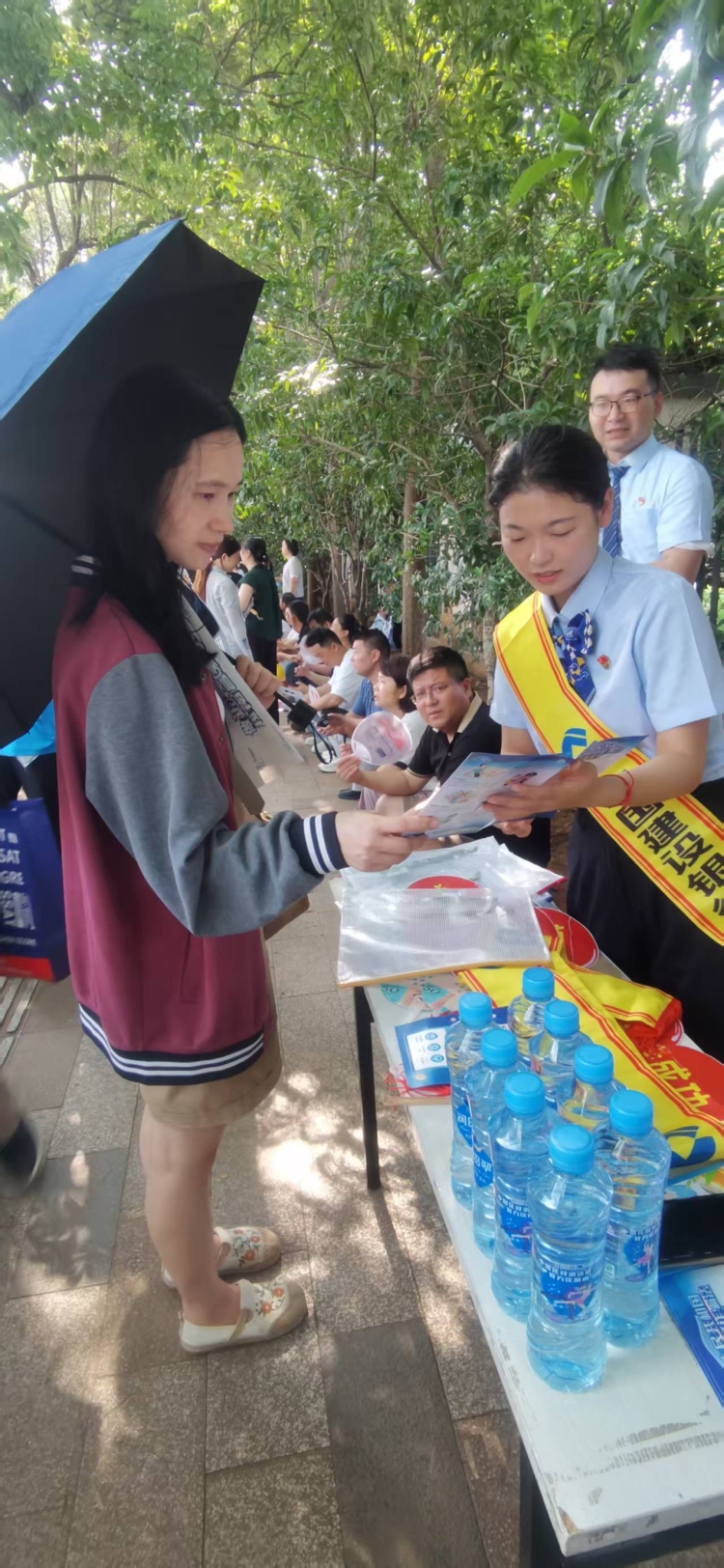 “建行蓝”化身爱心助考团，为梦想保驾护航_fororder_微信图片_20250610103709