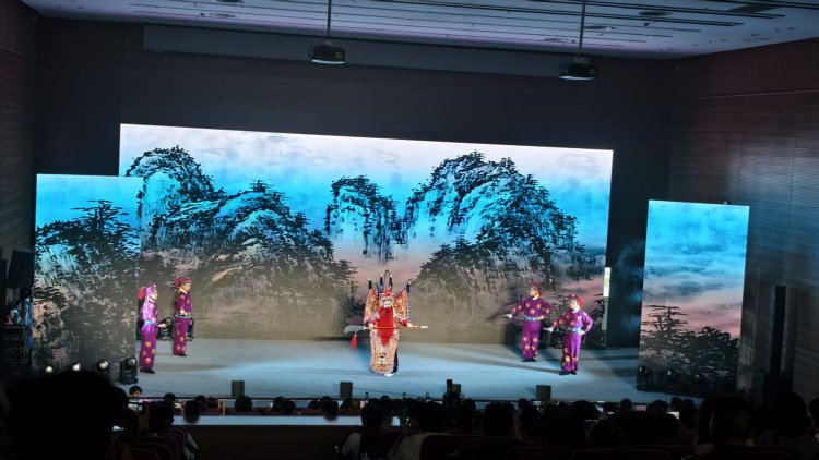 “与人民同行”——“万名文艺家下基层”新时代文明实践文艺志愿服务走进江西南昌_fororder_微信图片_20250524144225