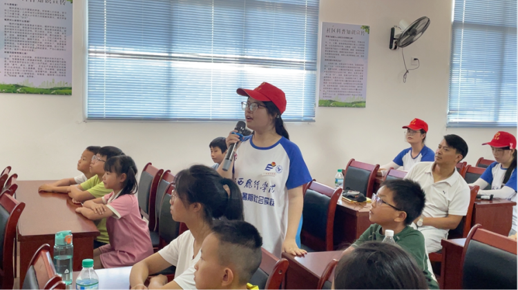 江西飞行学院文法学院：童心港湾燃星火 “三下乡”中展担当_fororder_图片9