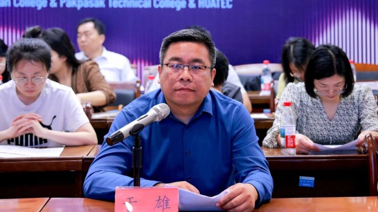 吉安职业技术学院-老挝巴巴萨技术学院“经世学堂”正式揭牌成立_fororder_微信图片_20250513150711