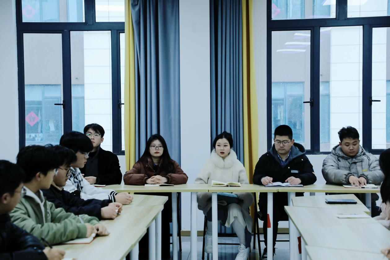 南昌工学院团委举办“学雷锋树新风，志愿服务暖南工”专题研讨会_fororder_图片2