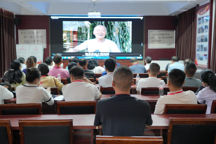 江西工程学院：传承红旗渠精神 奋楫笃行担使命_fororder_图片12