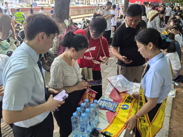 “建行蓝”化身爱心助考团，为梦想保驾护航_fororder_微信图片_20250610103712