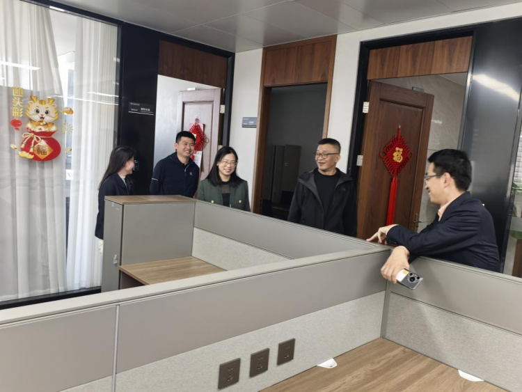 中国进出口银行江西省分行：拧紧“安全阀” 把好“节前关”_fororder_图片1