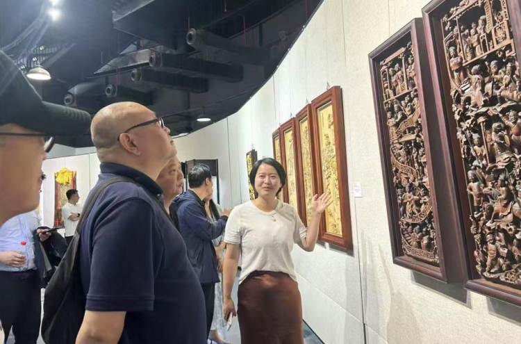 《经典传承——历届中国工艺美术大师作品回巡展》昆山站开启_fororder_图片17
