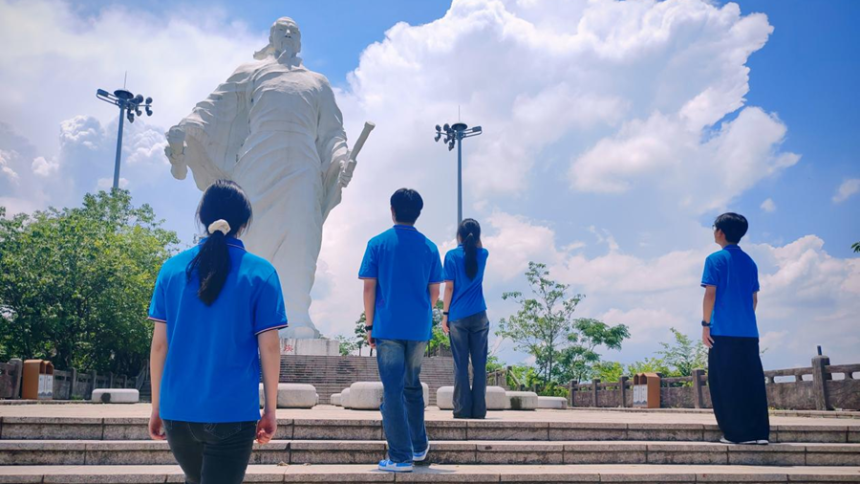 江西中医药大学​：悦读阅行传文脉 青春担当谱新篇