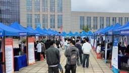 南昌高新区工会工委赴井冈山大学举办工会就业服务进校园招才引智专场招聘会
