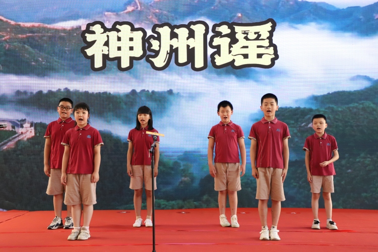 “声悦童心”有声数字资源库发布会暨首场数字悦读推广活动举办_fororder_神州谣1.JPG