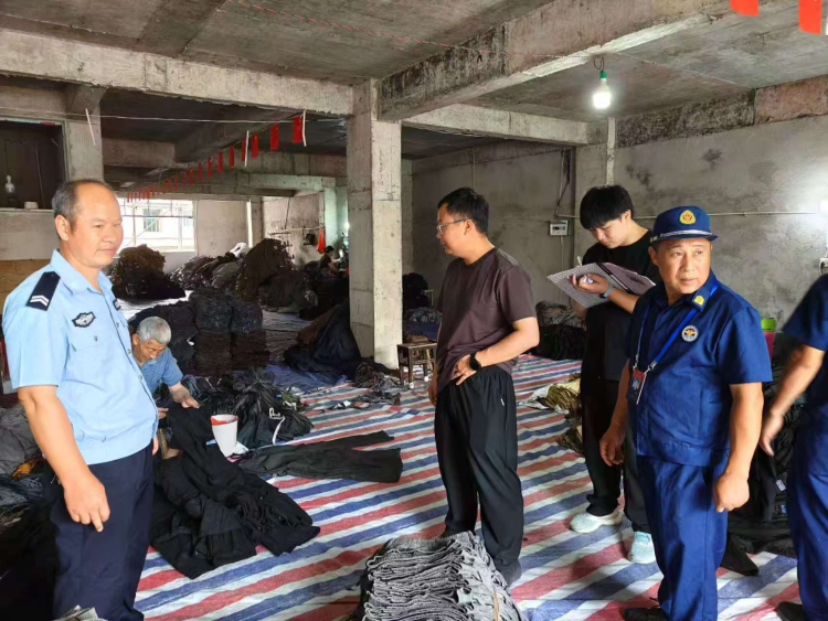 赣州宁都联合多部门深入辖区内服装厂开展消防产品检查行动_fororder_图片10