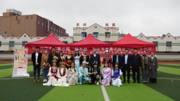 南昌航空大学开展第三届“红石榴”文化节开幕式暨民族特色文化展活动