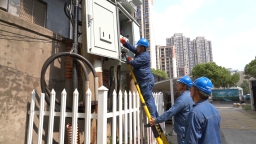 国网南昌市青山湖区供电公司：配网改造“零感知” 守护百姓清凉