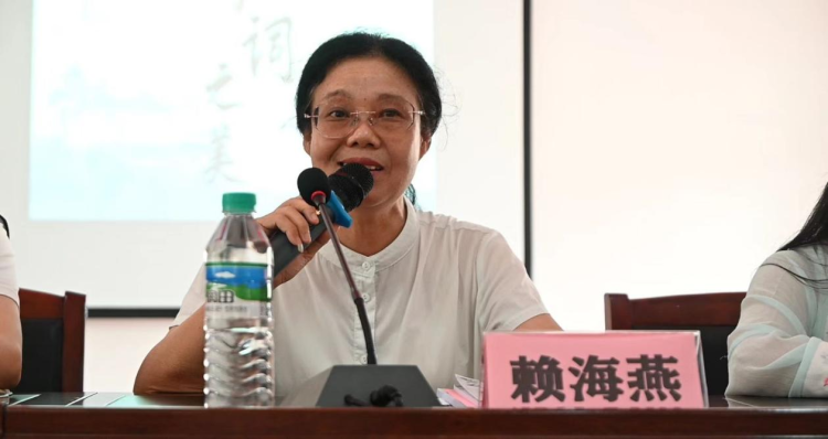 “楚调唐音”歌吟再进赣南高校公选课课堂_fororder_图片3