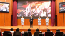 红旗漫卷《青春·安源》大思政课走进江西财经大学