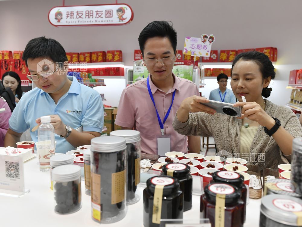 优质主播中国行江西站 在萍乡感受“中国辣都”