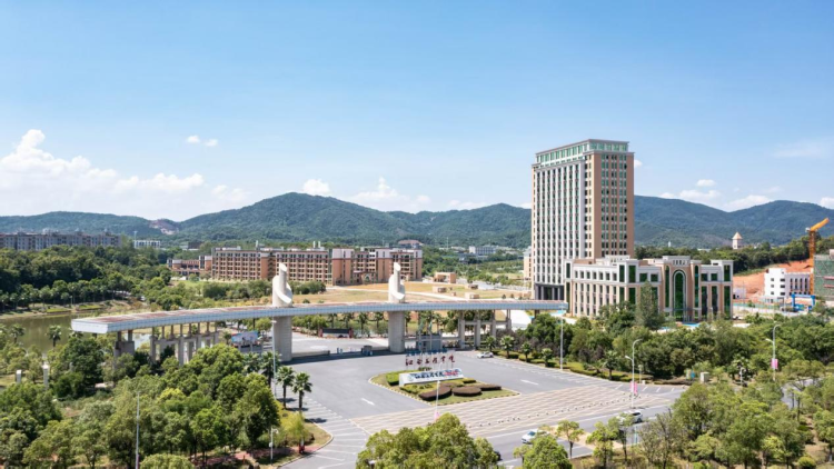 江西工程学院：以数智转型助力地方产业跃升，书写产教融合新篇_fororder_图片1