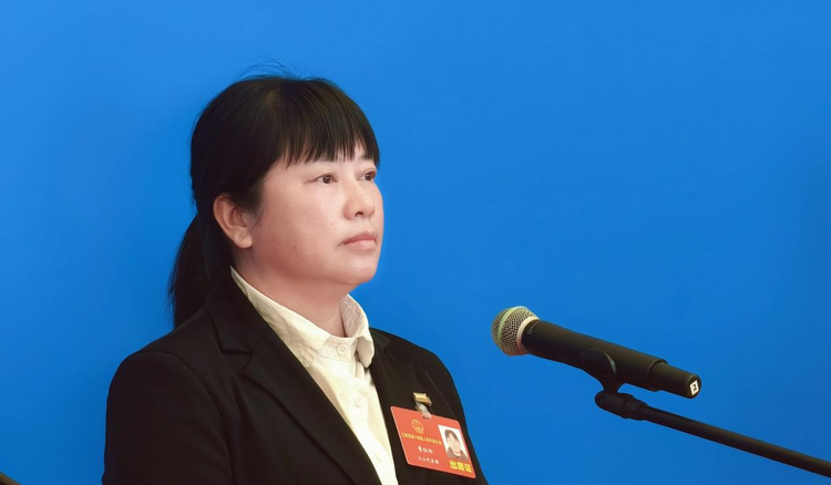 江西省人大代表曹秋玲：农民的事，就是我的事