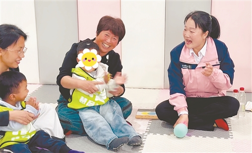 “童伴妈妈”项目已在江西省453个村实施，惠及儿童17万余人—— 慈善暖流润赣鄱_fororder_32859233_jxsm_1777454489965_b
