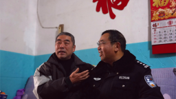 南昌社区民警陈荣福：扎根社区36年 用心守护万家安宁