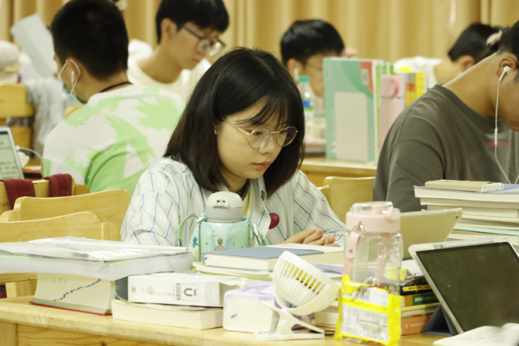 147名学子蟾宫折桂 江西工程学院2025年考研成绩创历史新高_fororder_图片18