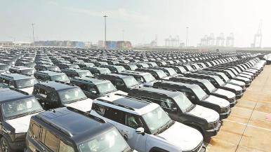 福州海关助力闽产汽车“驶向”全球