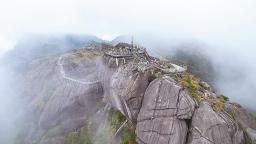泉州石牛山风景区云雾蒸腾