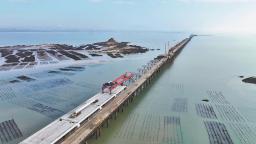 莆田湄洲湾港泉惠石化码头钢栈桥及施工平台搭建完成