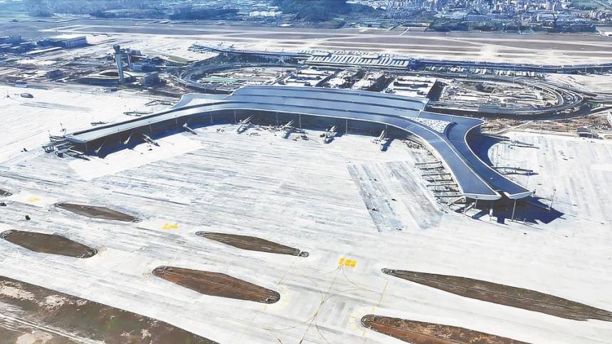 福建首个空铁公无缝衔接立体交通枢纽主体结构封顶