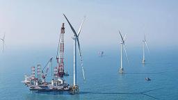 全球首台20兆瓦海上风机在福建成功吊装
