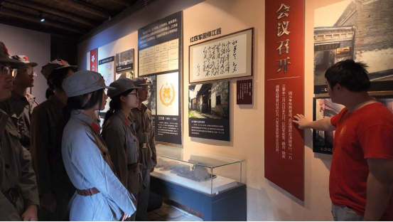 江西机电职院“星火庐陵”实践队赴吉安开展红色实践教育