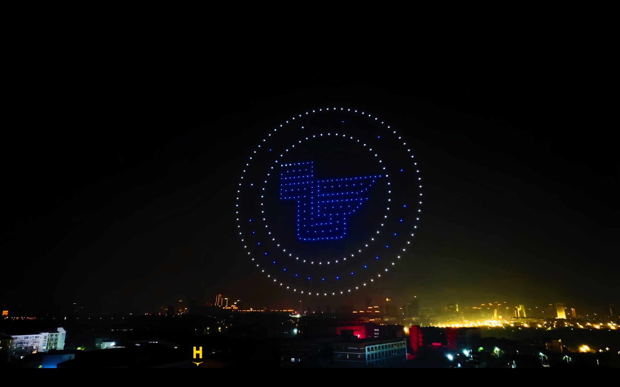 江西飞行学院举办2025年度迎新晚会