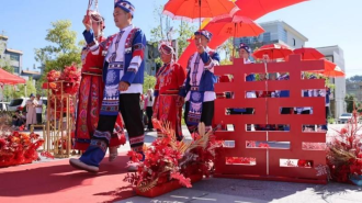 赣州市寻乌县第十届新时代文明实践集体婚礼圆满举行