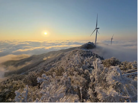 热“雪”沸腾 靖安冰雪经济“点燃”元旦假期