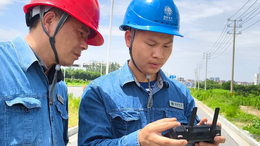 〔先審核,明天發佈〕從“橄欖綠”到“國網綠”:豐城電網老兵的“另一條戰線”