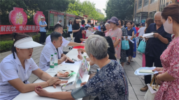 大连普兰店：致敬医者守初心 实干赋能健康行