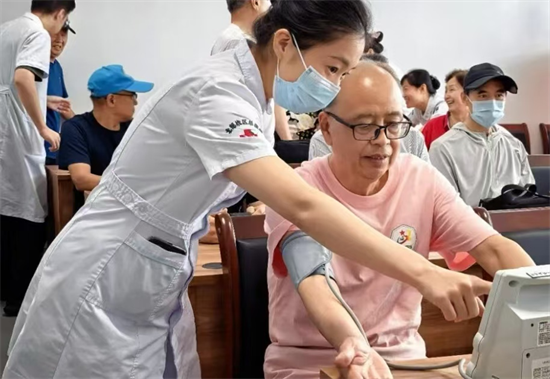 北部戰區總醫院消化內科常態化開展社區義診科普活動