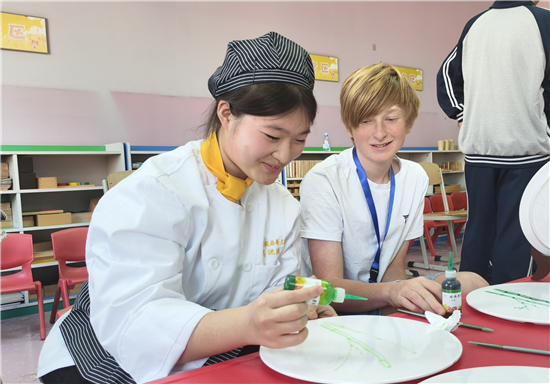 青春同行,赴一场传统文化之约!新西兰学子到访沈阳市外事服务学校