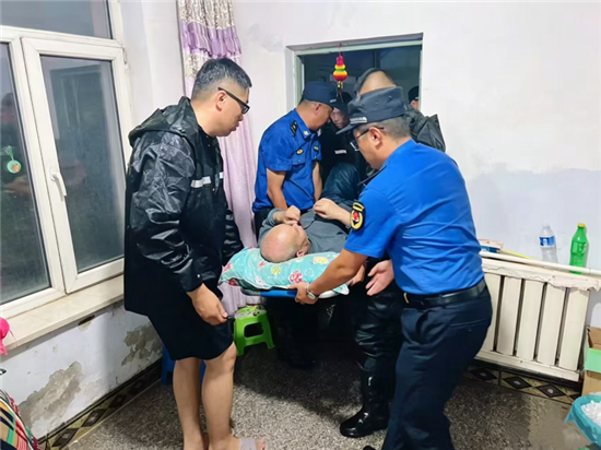 新民市统筹筑牢防汛暖心防线