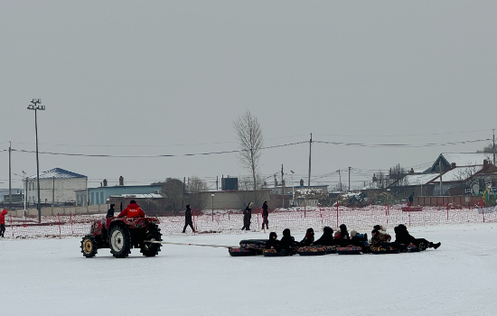 2025-2026沈阳冰雪嘉年华系列活动暨第三届雪地足球“村超”联赛启幕