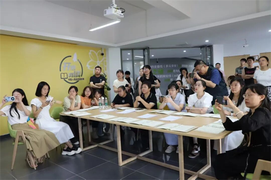 沈阳育源中学教师团队开展人工智能教学专题研修活动