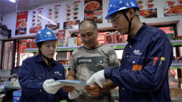 国网辽阳供电公司将“两个前置”挺在高温保电最前沿