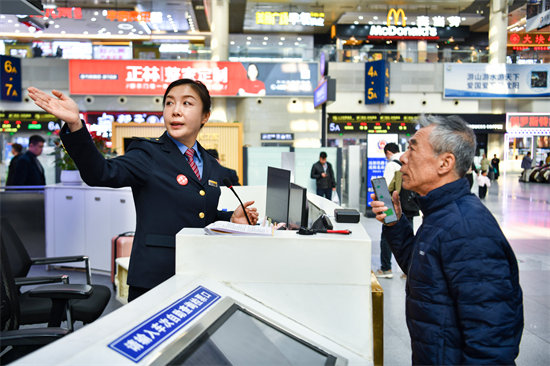 国铁沈阳局清明小长假预计发送旅客385万人次