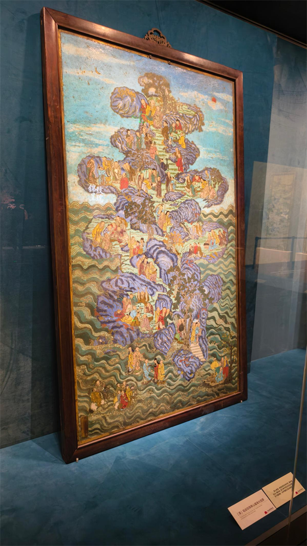 “宸宮·國潮——清宮文物中的時尚密碼與藝術迴響”展覽在瀋陽故宮博物院分館啟幕