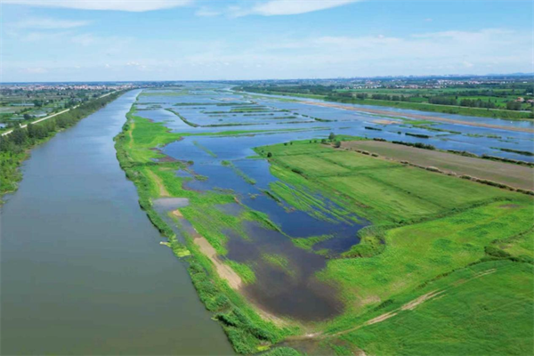 国网孝感供电公司:守护汈汊湖的“地下银线”