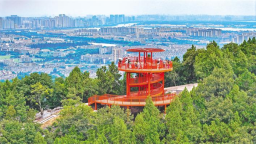 湖北襄阳：“孟浩然同款”观景地上新
