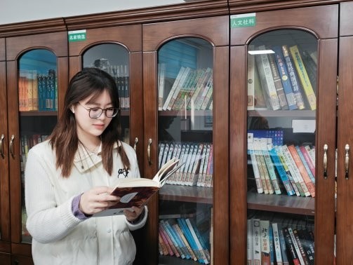 书香浸润方寸地 文化涵养追梦人