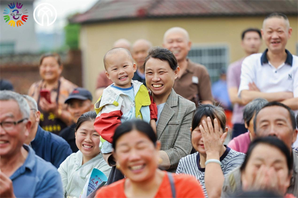 文艺志愿者岳阳联动 惠民演出与公益培训并举