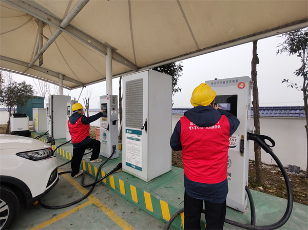 国网荆州供电公司:打出“组合拳” 春节“e畅行”