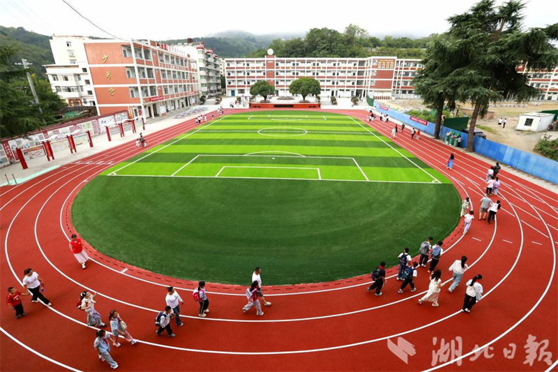 氛围感拉满!湖北各地花式迎开学