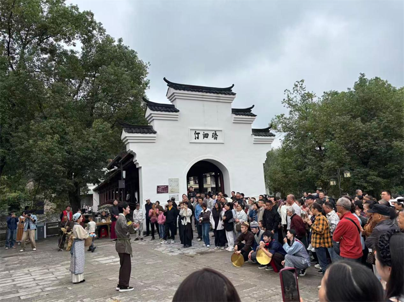 湖北咸宁国庆文旅市场活力迸发 多元业态点亮假日消费